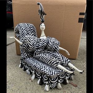 Poupees by Isabelle collectible doll